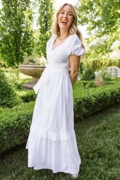 Antoinette Dress In White -Fashion Clothing Store ANTOINETTE SSS23 4THOFJULY RETOUCH 18 330340