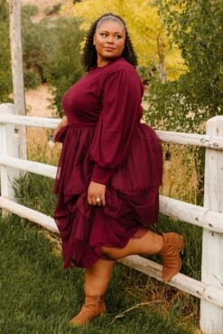 Cosette Midi Dress In Wine - FINAL SALE -Fashion Clothing Store CosetteWine ConradRanch F23 13 360371