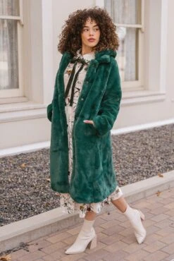 Willa Coat In Green - FINAL SALE -Fashion Clothing Store DelaneyWhite MonsonBuilding W23 03 429550