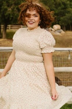 Delia Dress In Ditsy Floral 37 Delia Dress In Ditsy Floral -Fashion Clothing Store DeliaDitsyFloral QuietMeadows F23 51 357602