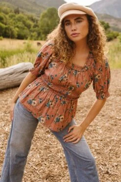 Elena Top In Brown Floral - FINAL SALE -Fashion Clothing Store ElenaTop ConradRanch F23 17 531891