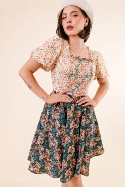 Fashion Clothing Store -Fashion Clothing Store FlowersForAll Studio F23 07 348685