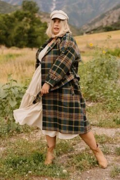 Holly Plaid Coat - FINAL SALE -Fashion Clothing Store HollyPlaidCoat ConradRanch F23 08 931195