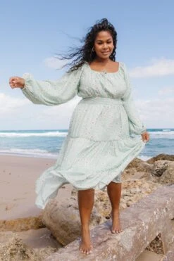 Ivy Dress In Daisy - FINAL SALE -Fashion Clothing Store IvyDaisy Florida SS23 04 310112