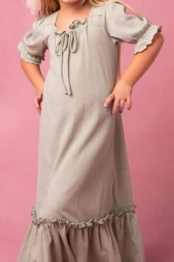 Mini Petra Short Sleeve Night Dress In Green -Fashion Clothing Store MiniNightgownGreen Studio Spring24 4