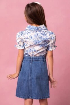 Mini Sophia Blouse -Fashion Clothing Store MiniSophiaBlouseandEmmaSkirt Studio Spring24 05