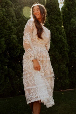 Sicily Dress - Champagne Lining -Fashion Clothing Store Sicily LIfestye Restock24 4