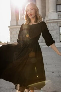 Do-Re-Mi Dress In Black - FINAL SALE -Fashion Clothing Store WEB Noir 2023 DoReMiBlack 07