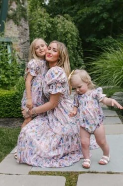 Mini Cordelia Floral Dress 16 Mini Cordelia Floral Dress -Fashion Clothing Store WEBAdultCordelia 10 180302 9a62bac2 a2f0 4860 b504 7d064bdbf488 712653