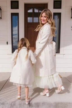 Sloane Coat In Cream - FINAL SALE 29 Sloane Coat In Cream - FINAL SALE -Fashion Clothing Store annalise 23 421714