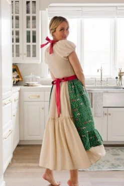 Ivy Apron In Green Mughal Tile -Fashion Clothing Store aprons 20 312712