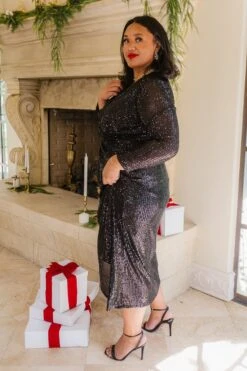 Starstruck Dress In Black - FINAL SALE 22 Starstruck Dress In Black - FINAL SALE -Fashion Clothing Store starstruck black plus11 814894